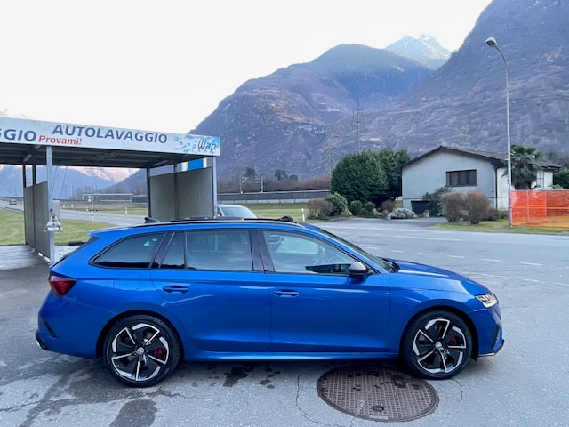 SKODA Octavia Combi 2.0 TSI DSG RS-image-7