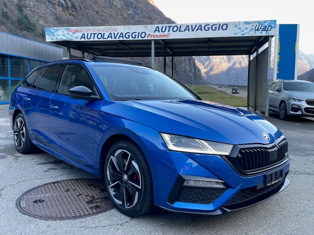 SKODA Octavia Combi 2.0 TSI DSG RS-image-1