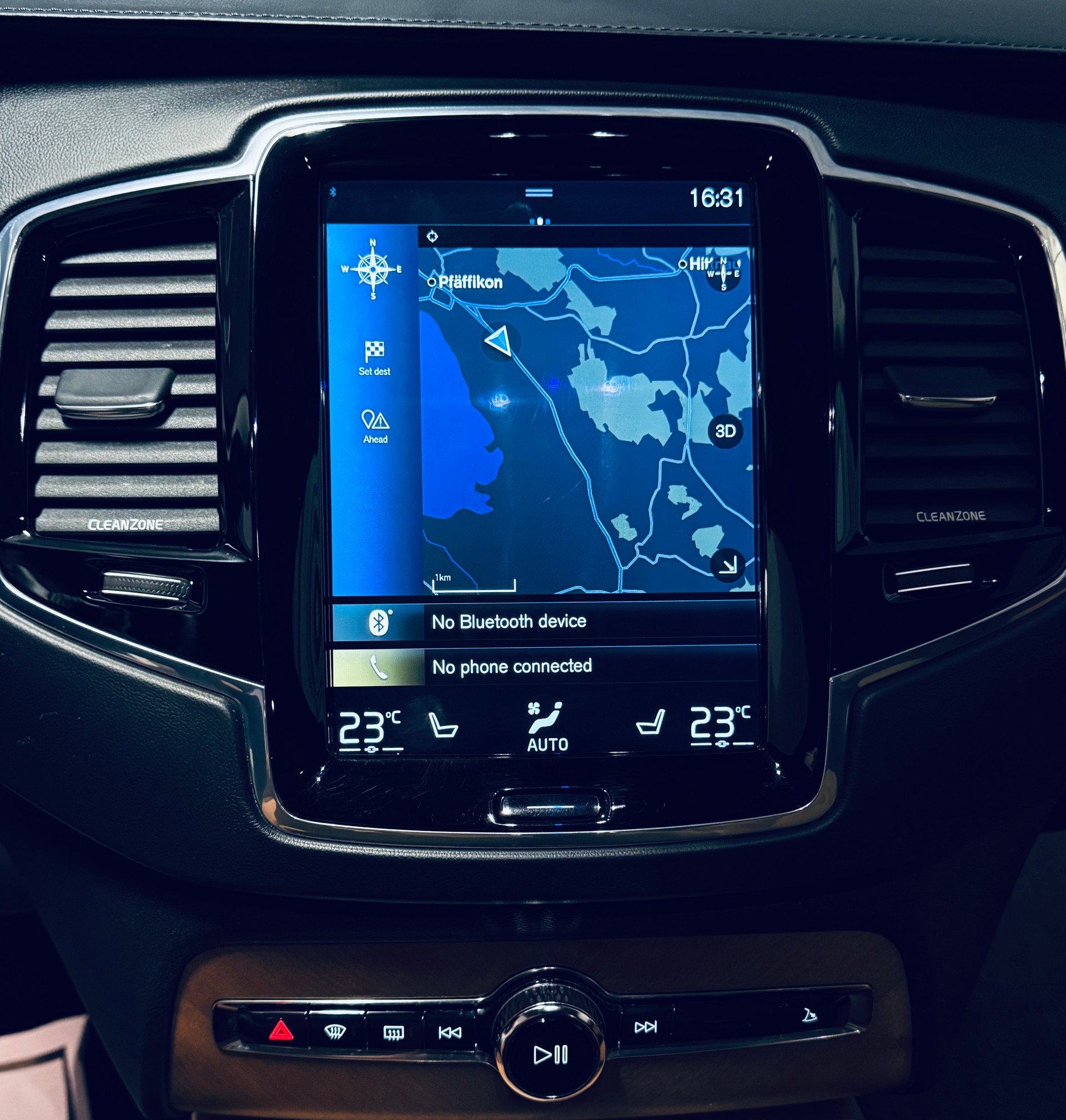 VOLVO XC90 D5 AWD Inscription Geartronic-image-13