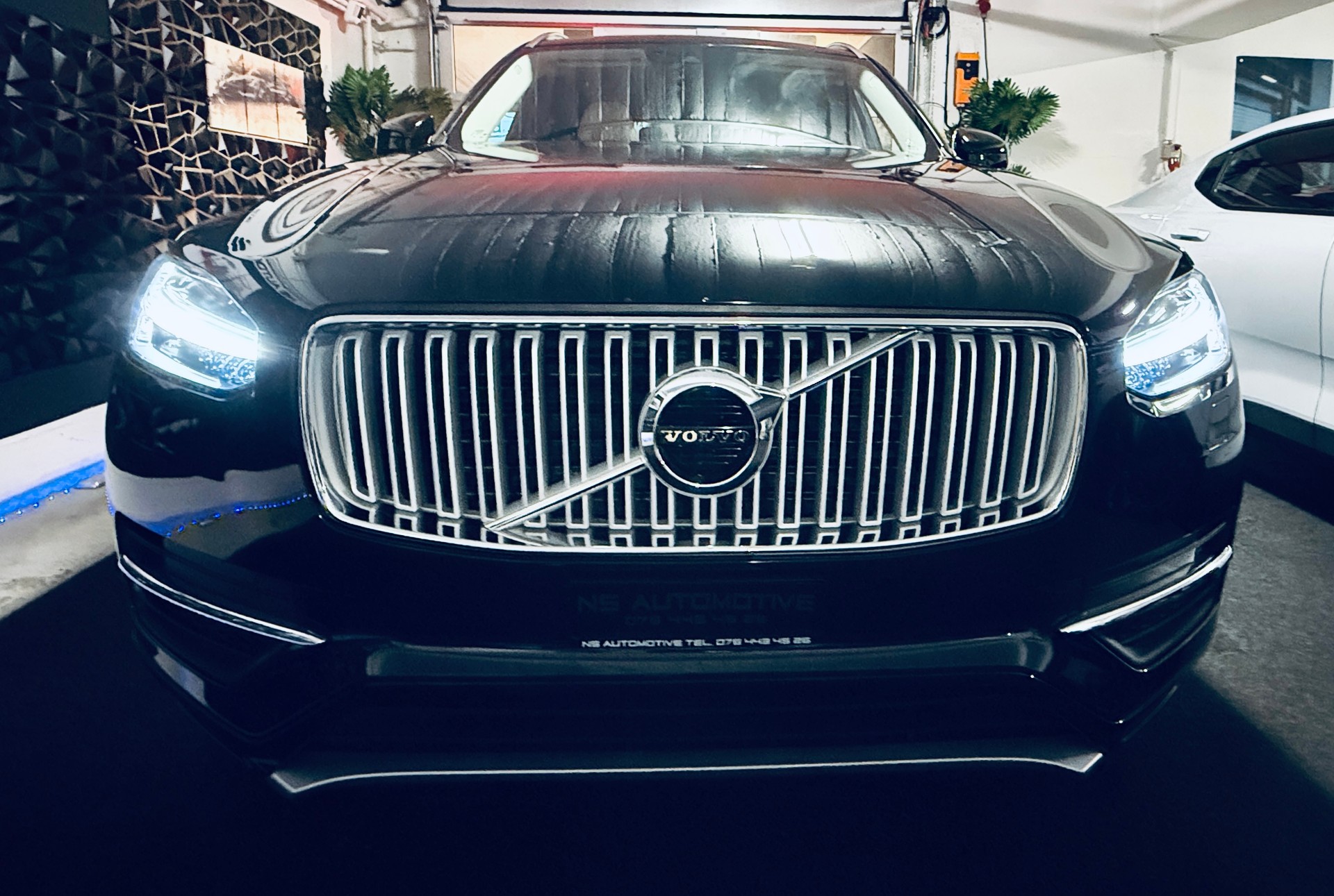 VOLVO XC90 D5 AWD Inscription Geartronic-showroom-element-1
