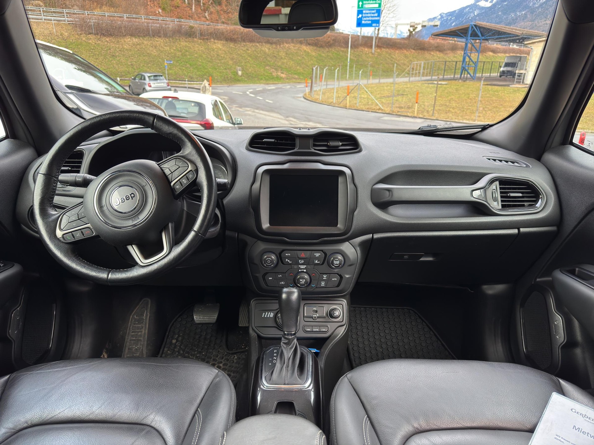 JEEP Renegade 1.3 Limited 4xe-showroom-element-1