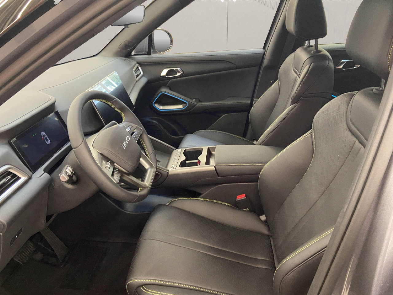 BYD Atto 2 DM-i Boost-image-4