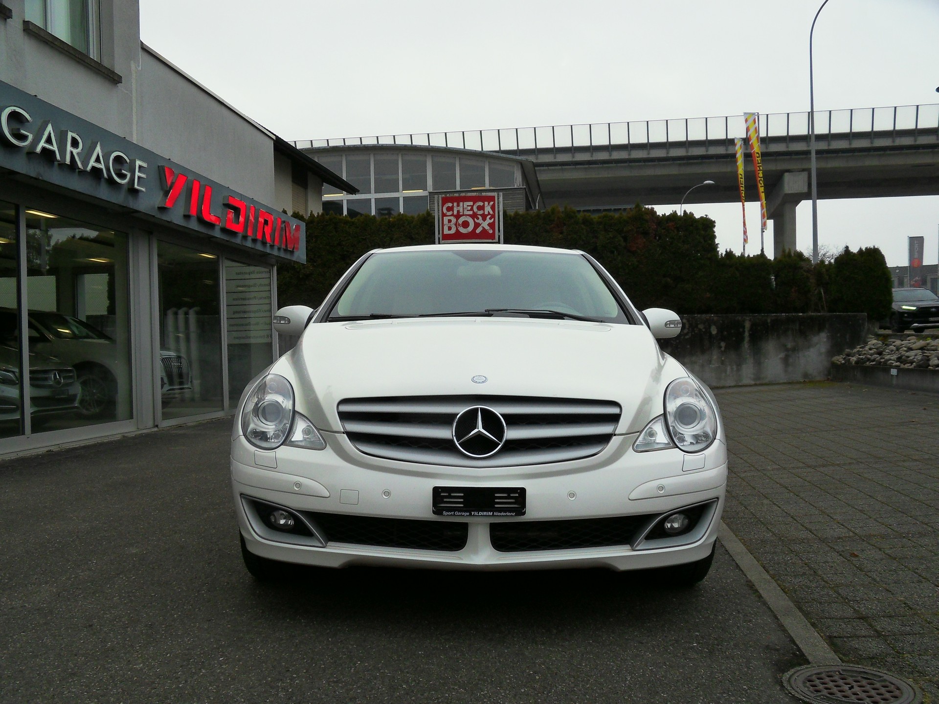 MERCEDES-BENZ R 320 CDI 4Matic 7G-Tronic-image-9