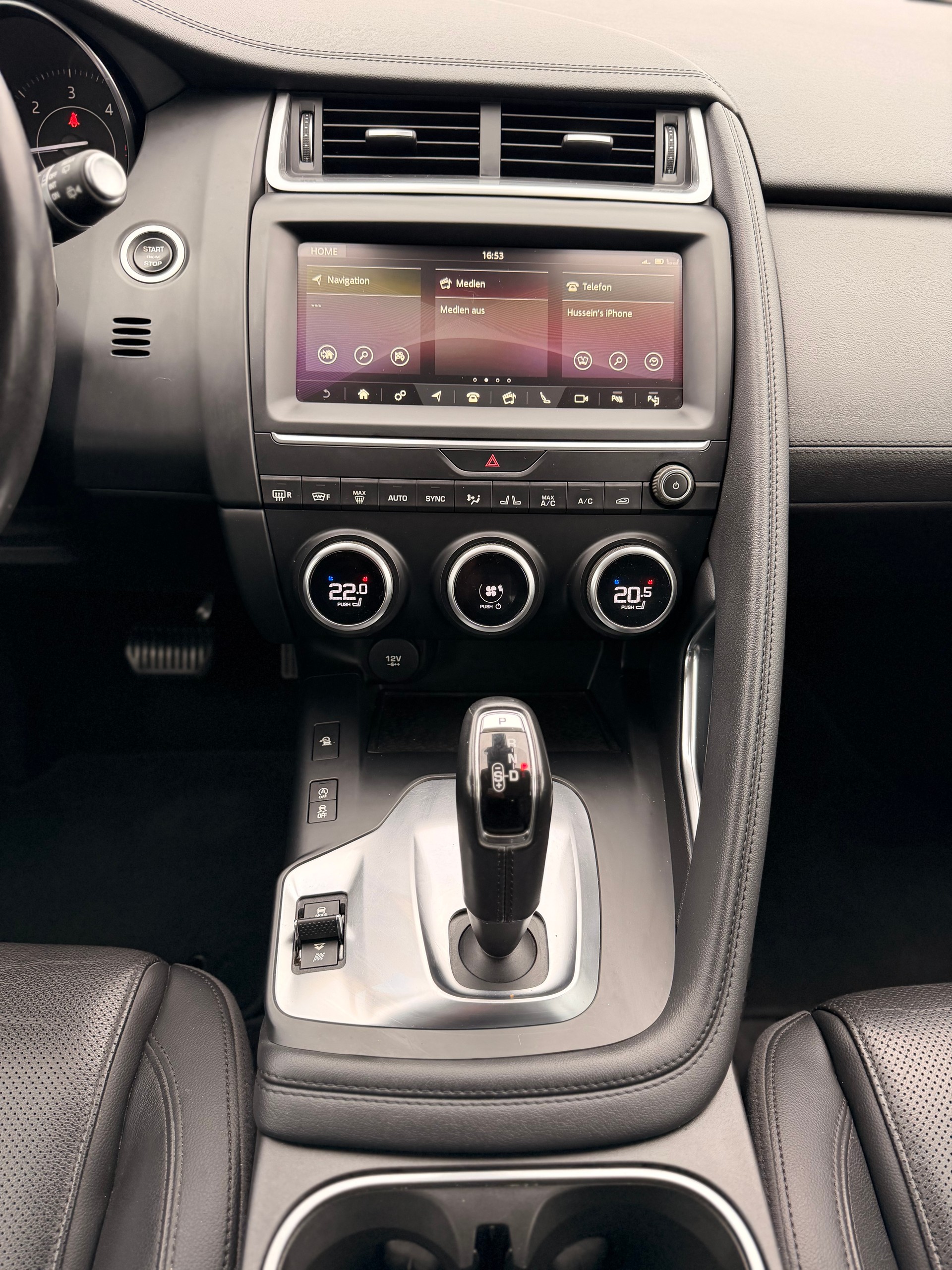 JAGUAR E-Pace 2.0d D150 S AWD Automatik-image-17