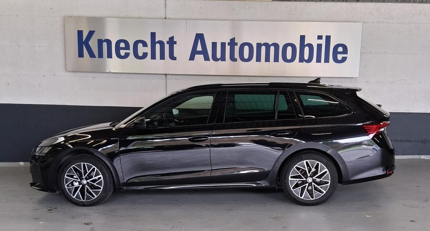 SKODA Octavia Combi 1.5 TSI SportLine DSG