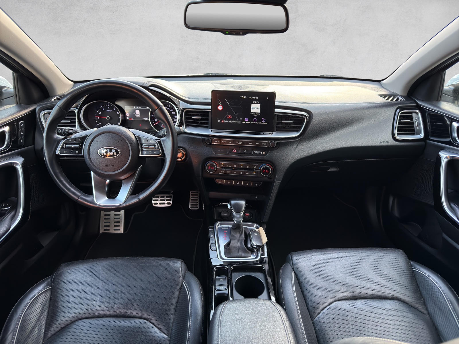 KIA Ceed 1.4 T-GDi Style DCT-image-9