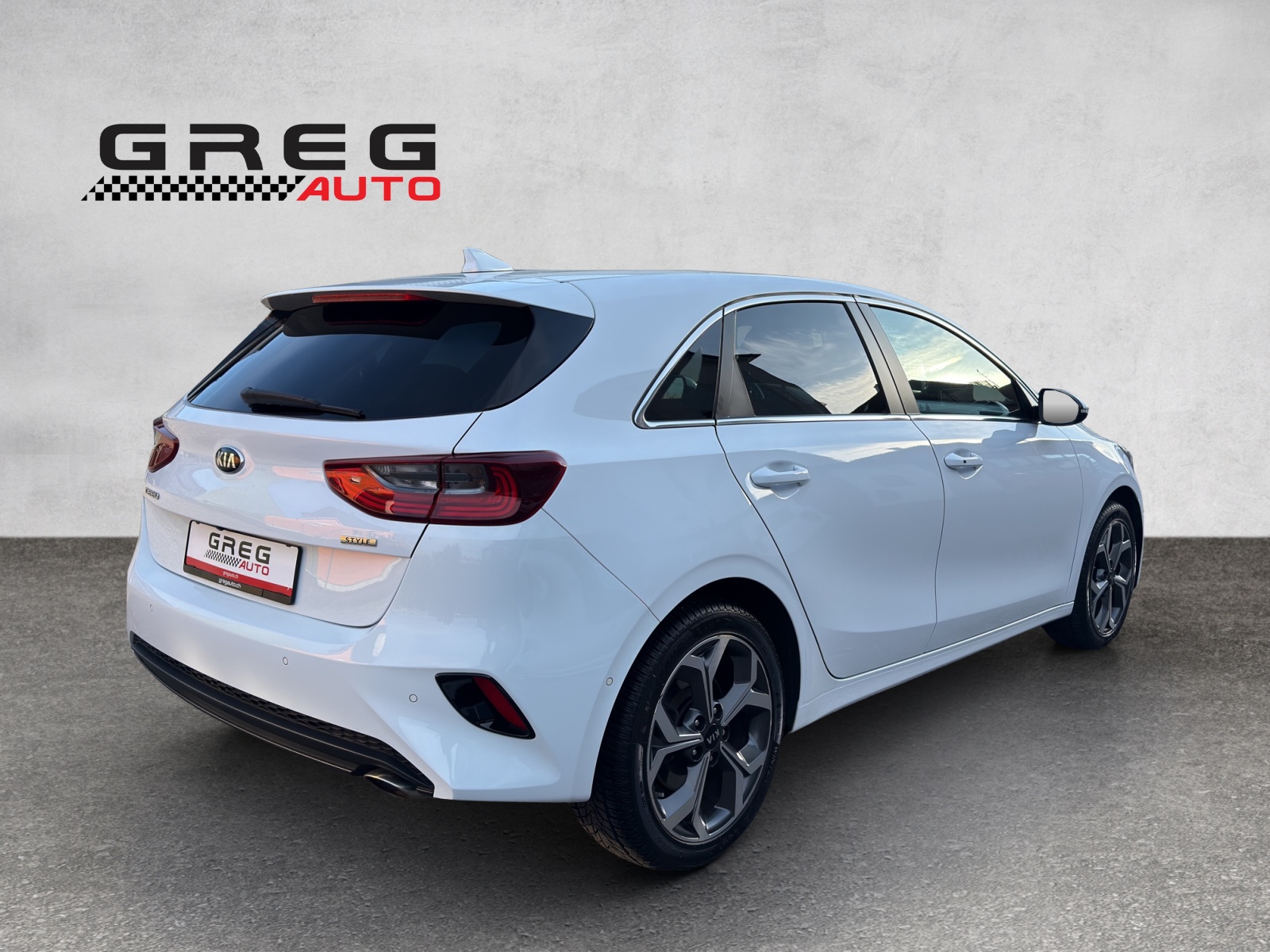KIA Ceed 1.4 T-GDi Style DCT-showroom-element-3