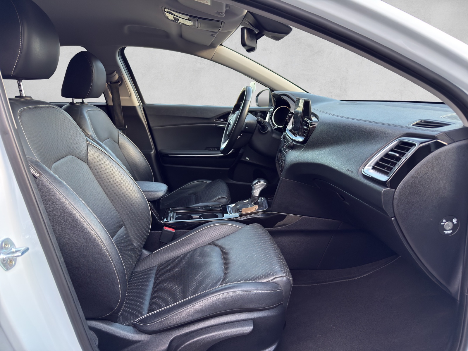 KIA Ceed 1.4 T-GDi Style DCT-image-16