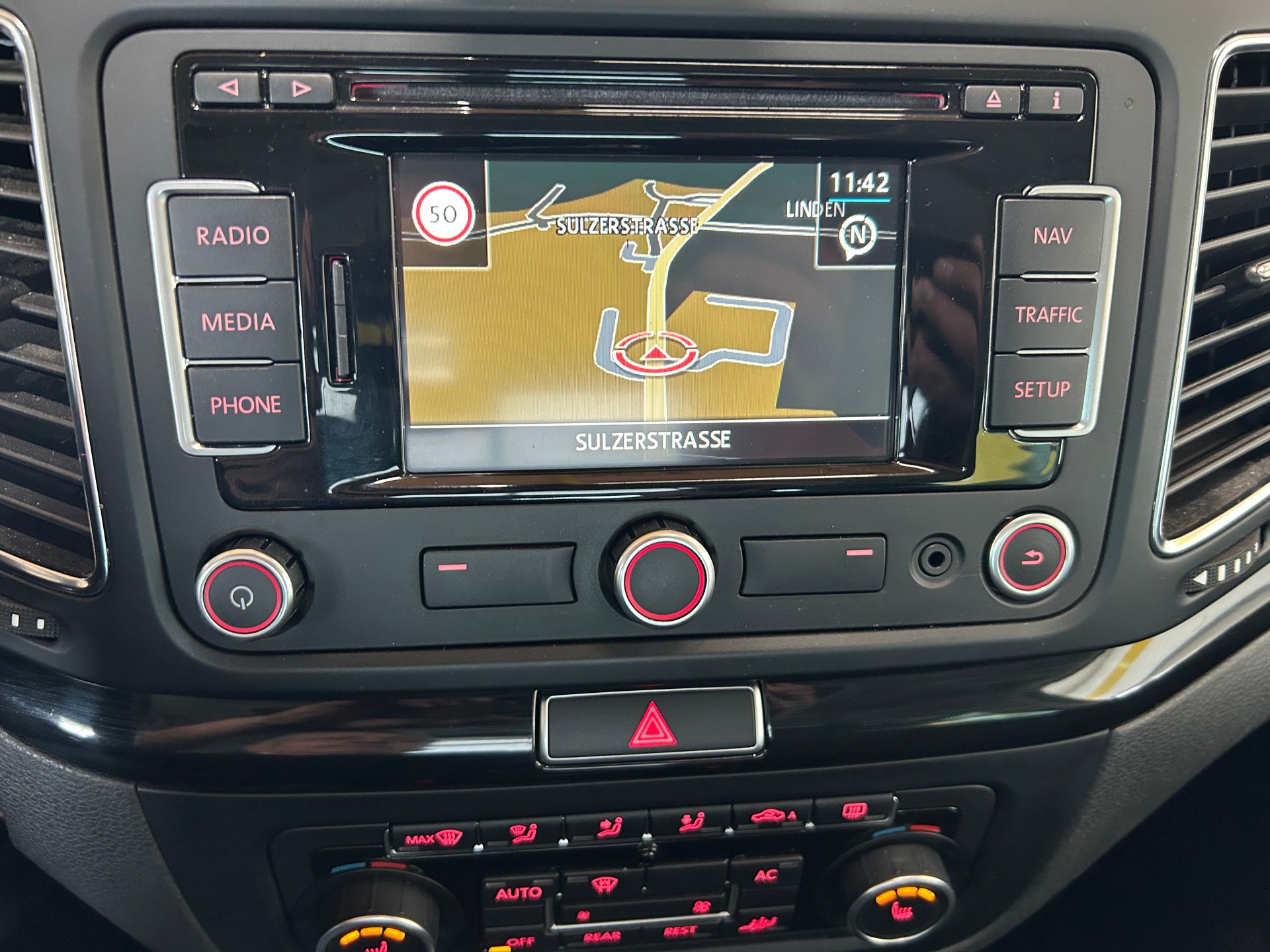 SEAT Alhambra 2.0 TDI Style Eco DSG-image-11