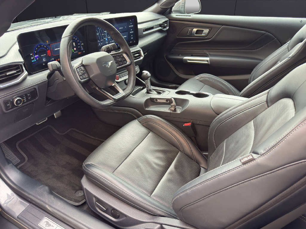 FORD Mustang Convertible 5.0 V8 GT-image-8