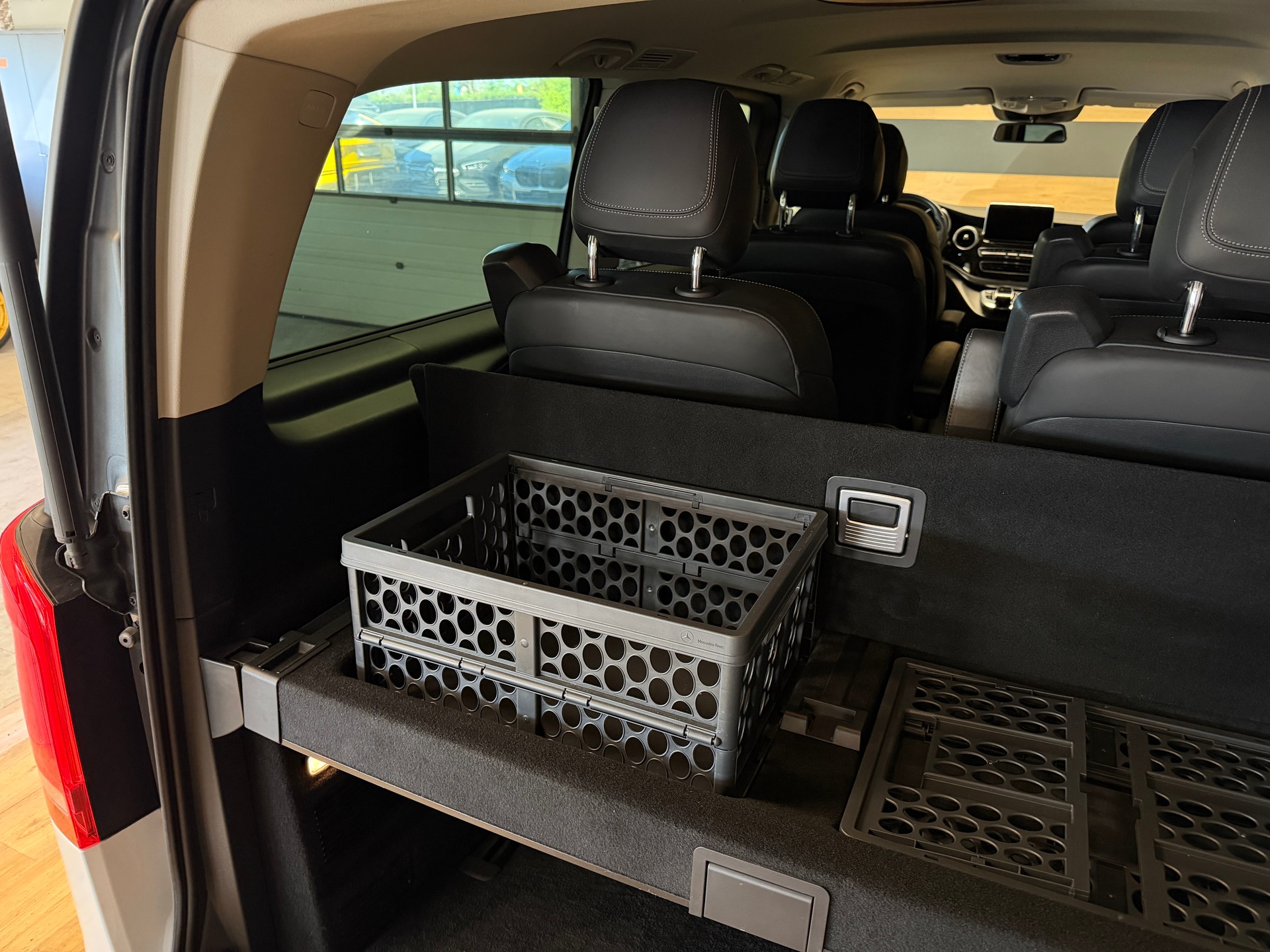 MERCEDES-BENZ V 250 d Avantgarde Lang 4Matic 7G-Tronic *AHK*-image-7