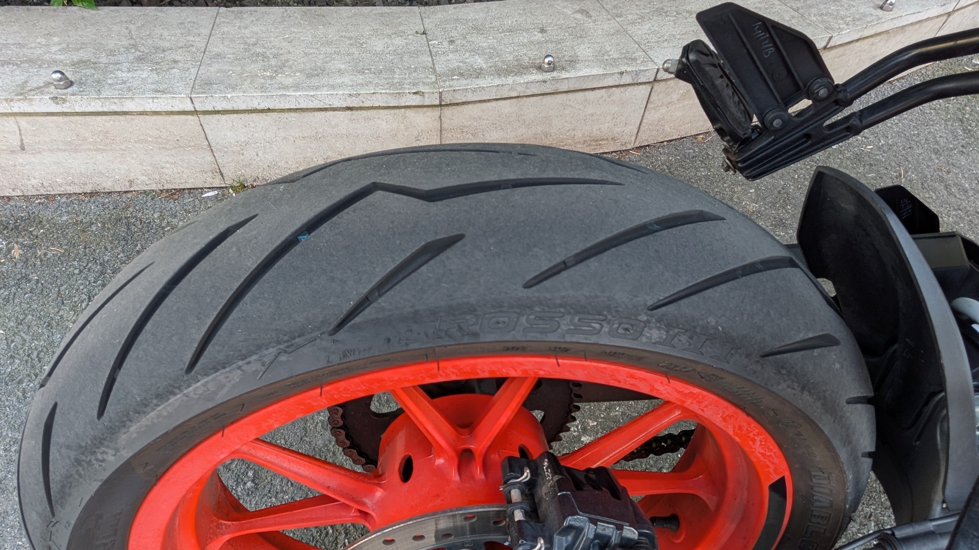 KTM 390 Duke ABS-image-4