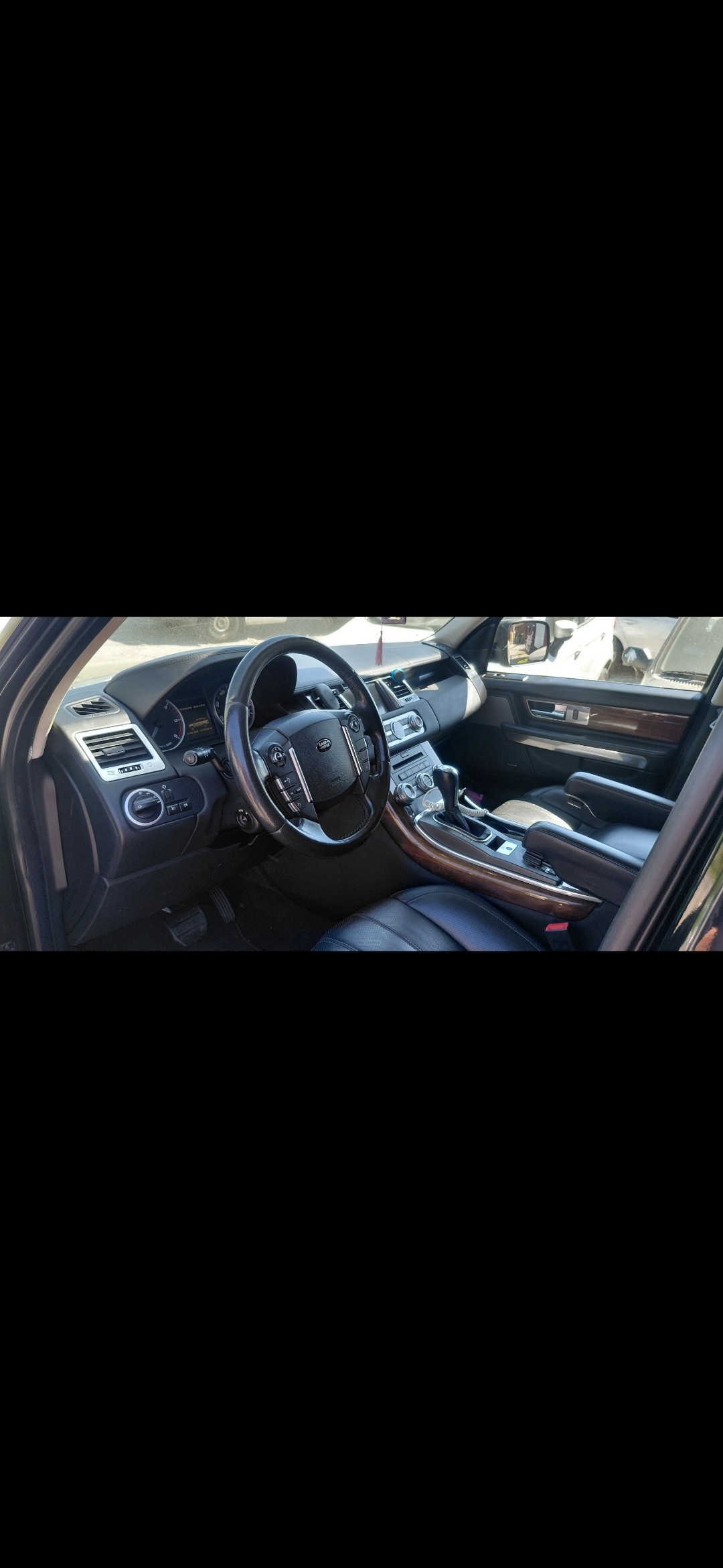 LAND ROVER RANGE ROVER SPORT-image-6