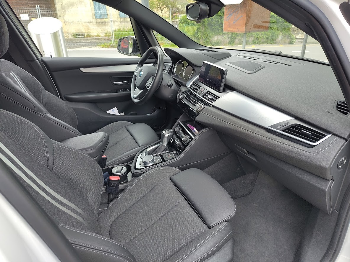 BMW 225xe iPerformance Active Tourer-image-8