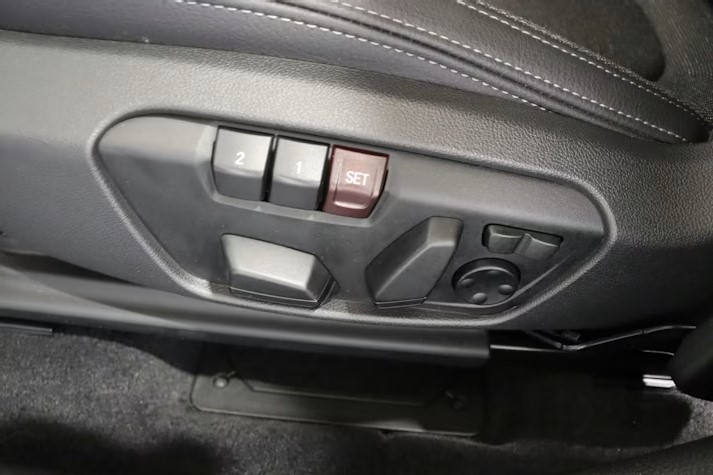 BMW 225xe iPerformance Active Tourer-image-13
