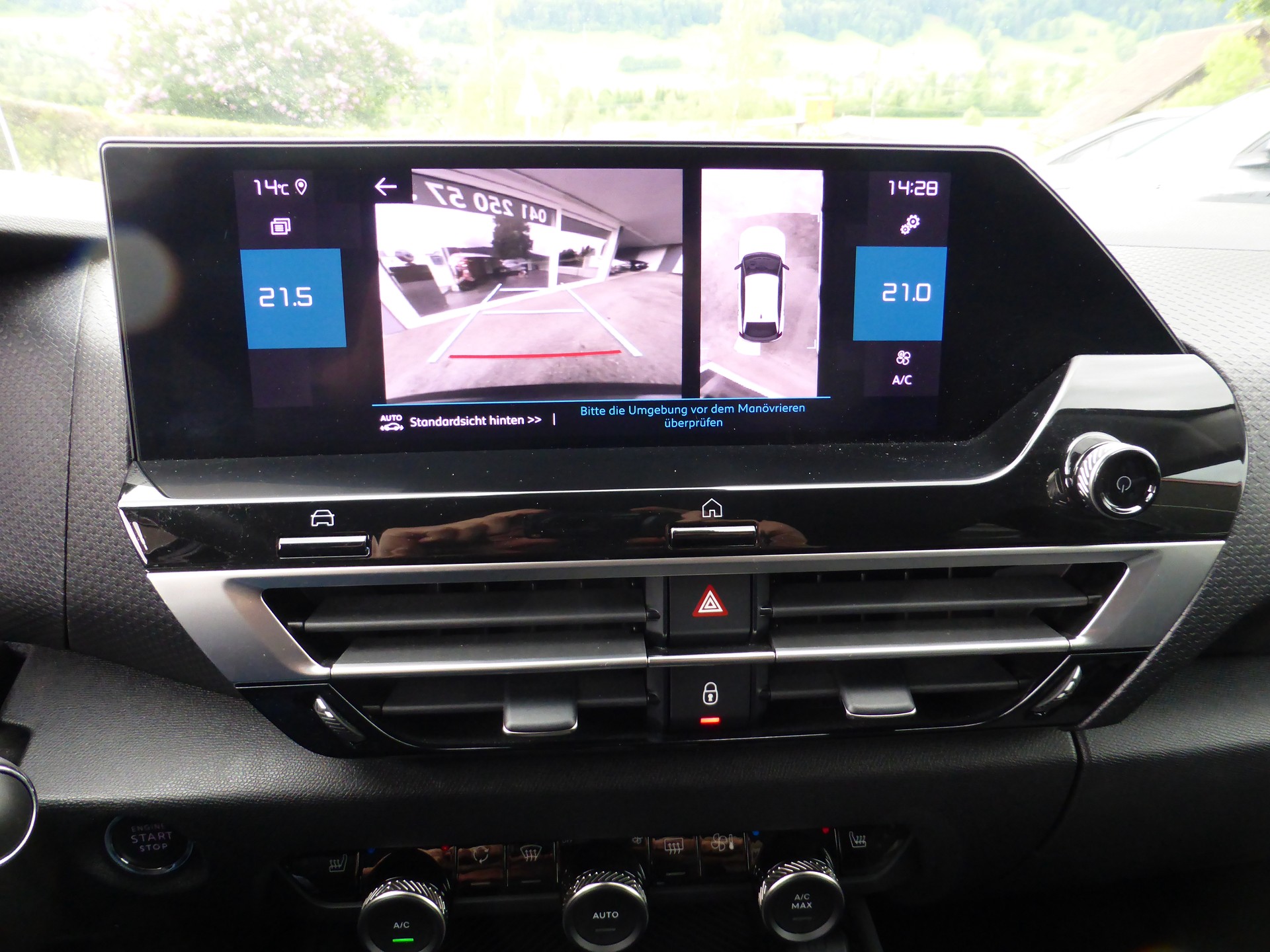 CITROEN C4 1.2 Pure Tech Shine EAT8-image-8