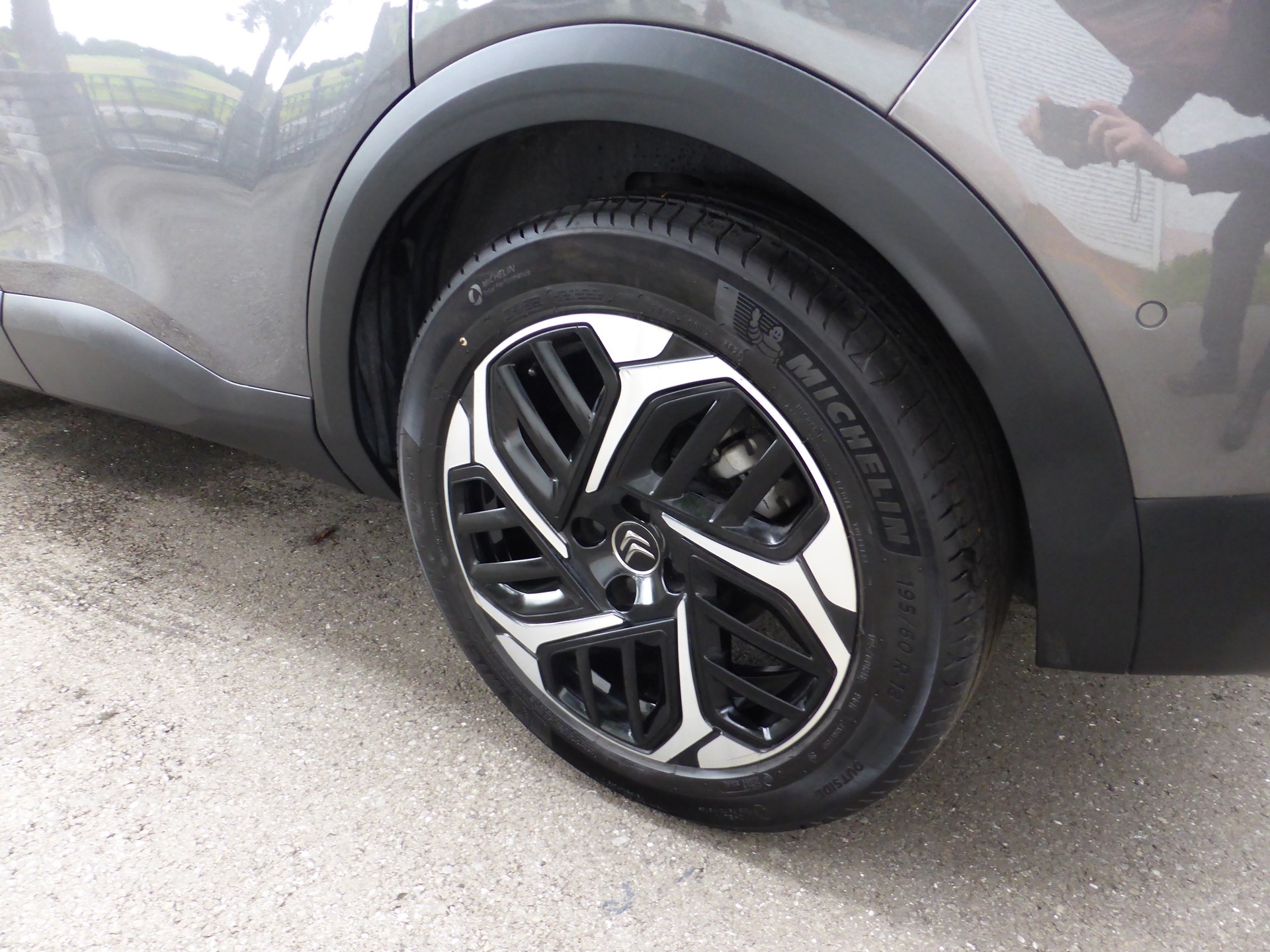 CITROEN C4 1.2 Pure Tech Shine EAT8-image-7