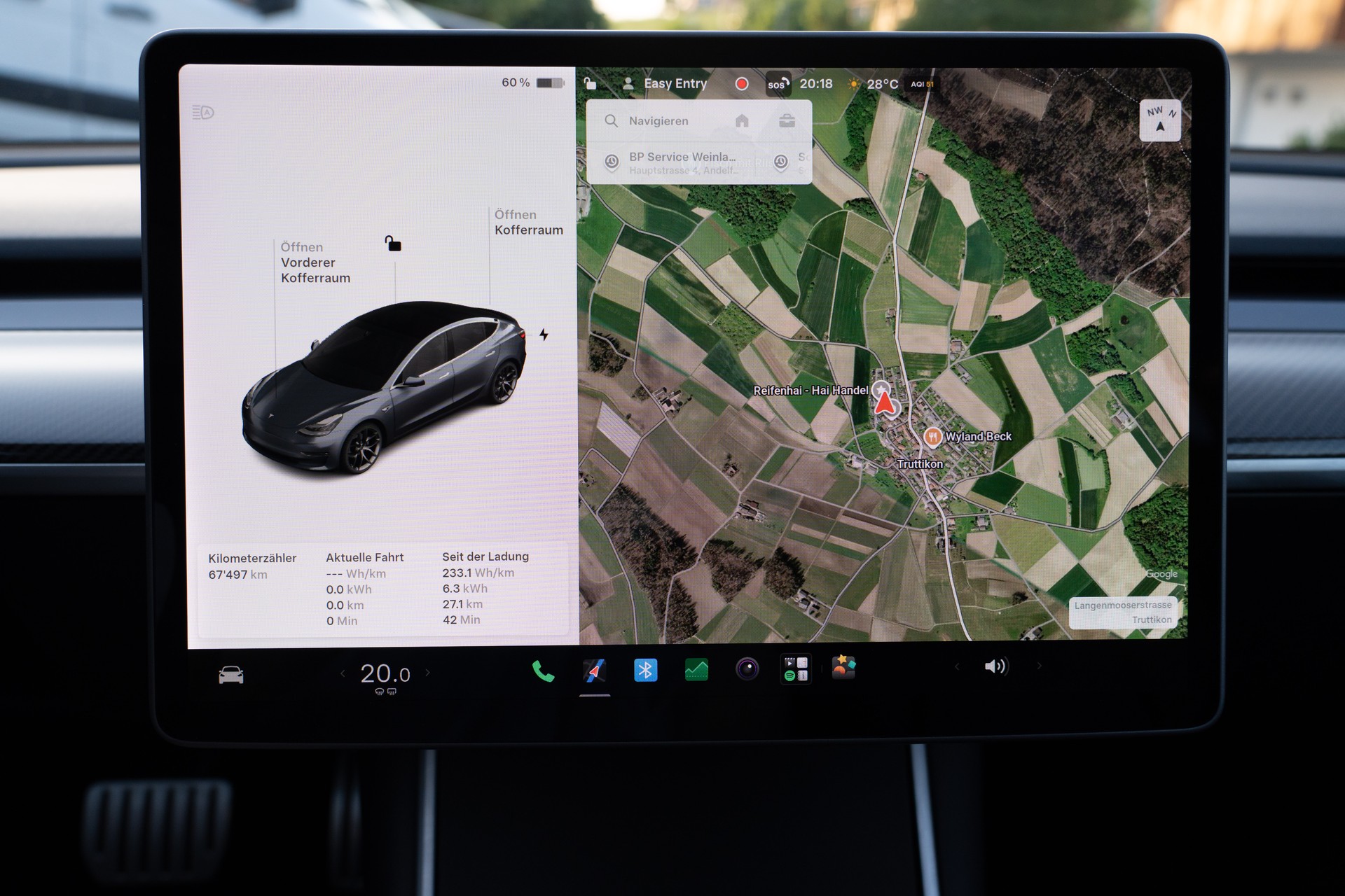 TESLA Model 3 Performance Dual Motor AWD-image-17