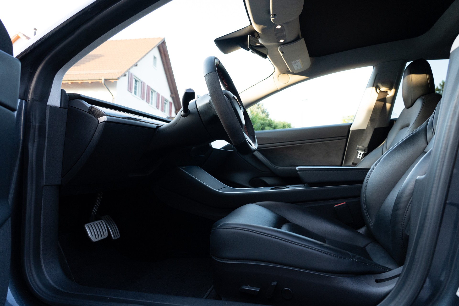 TESLA Model 3 Performance Dual Motor AWD-image-13