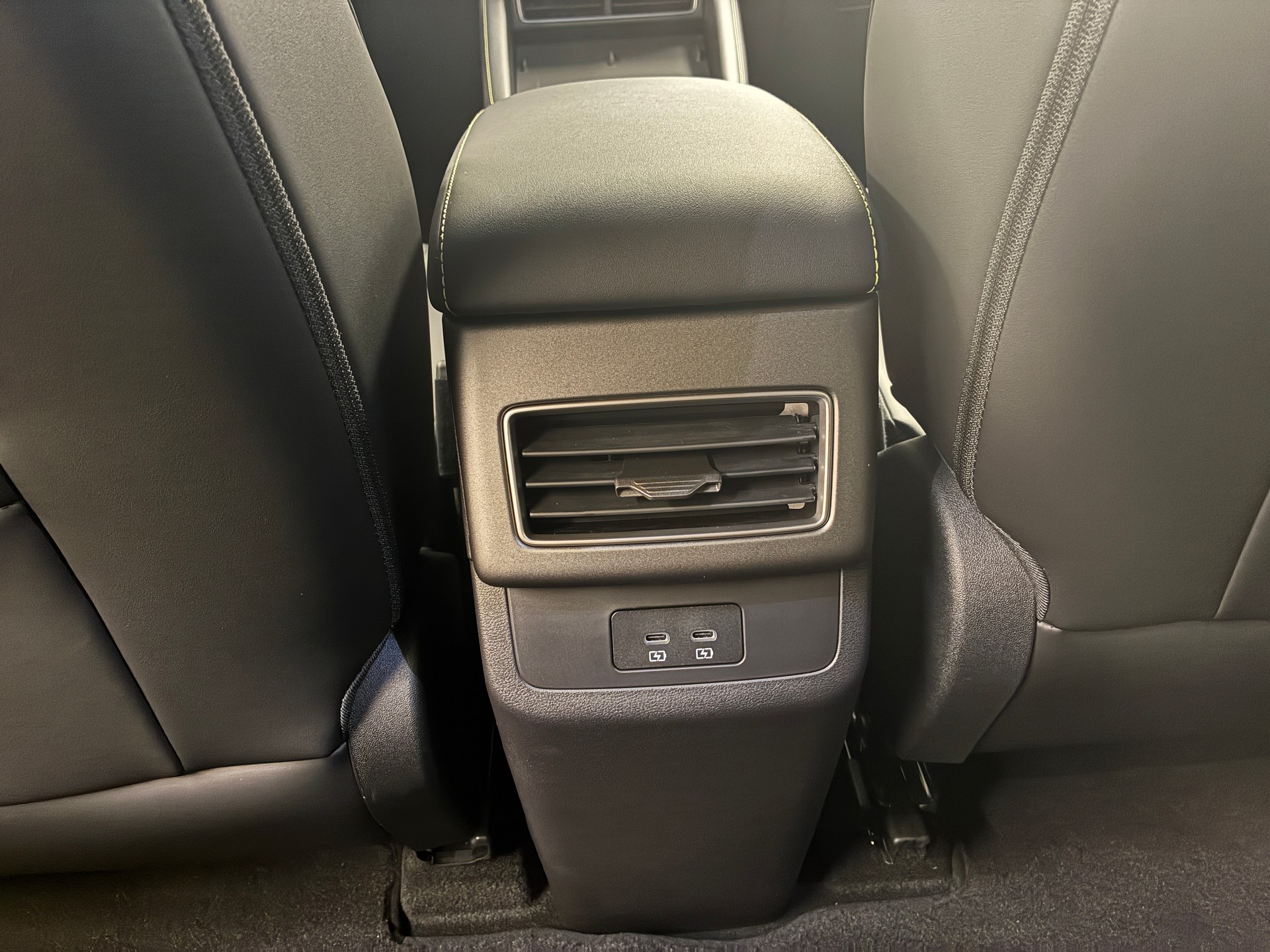 BYD Atto 2 DM-i Boost-image-17