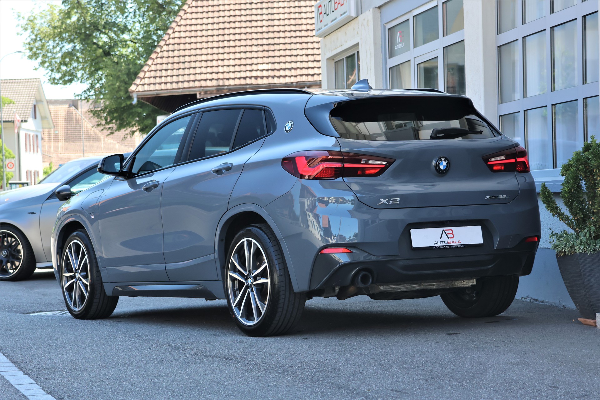 BMW X2 xDrive 25e M Sport Steptronic (CH)-image-2