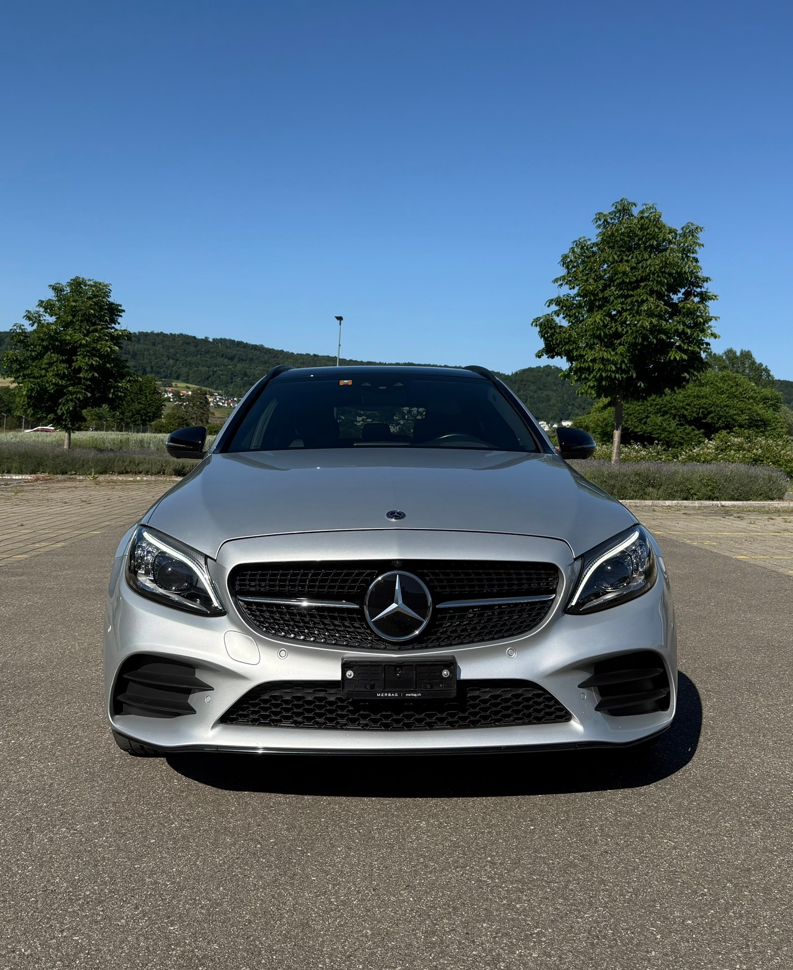 MERCEDES-BENZ C 200 Swiss Star AMG Line 4m-image-1