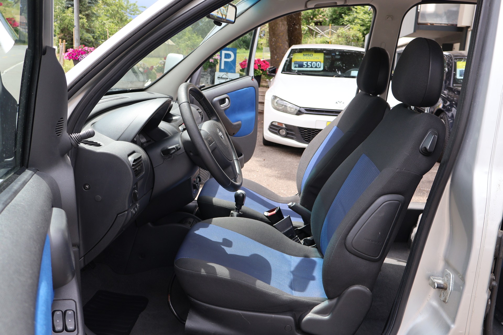 OPEL Corsa 1.4 TP Color Edition-image-12
