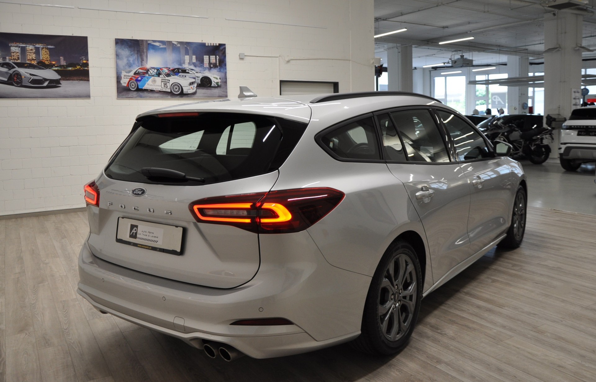 FORD Focus 1.5 EcoBlue TDCi ST-Line Automatic-showroom-element-3