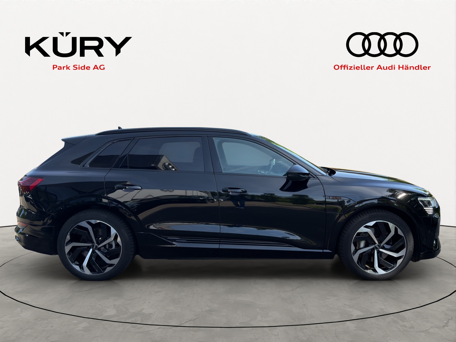 AUDI e-tron 55 S line Black Edition 408PS-showroom-element-2