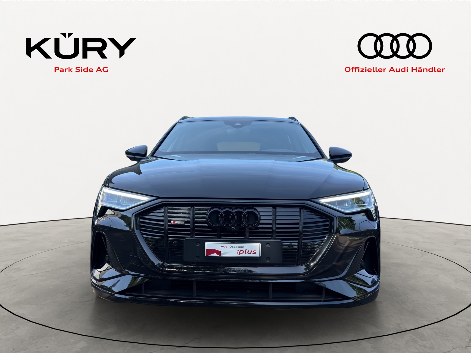 AUDI e-tron 55 S line Black Edition 408PS-showroom-element-1