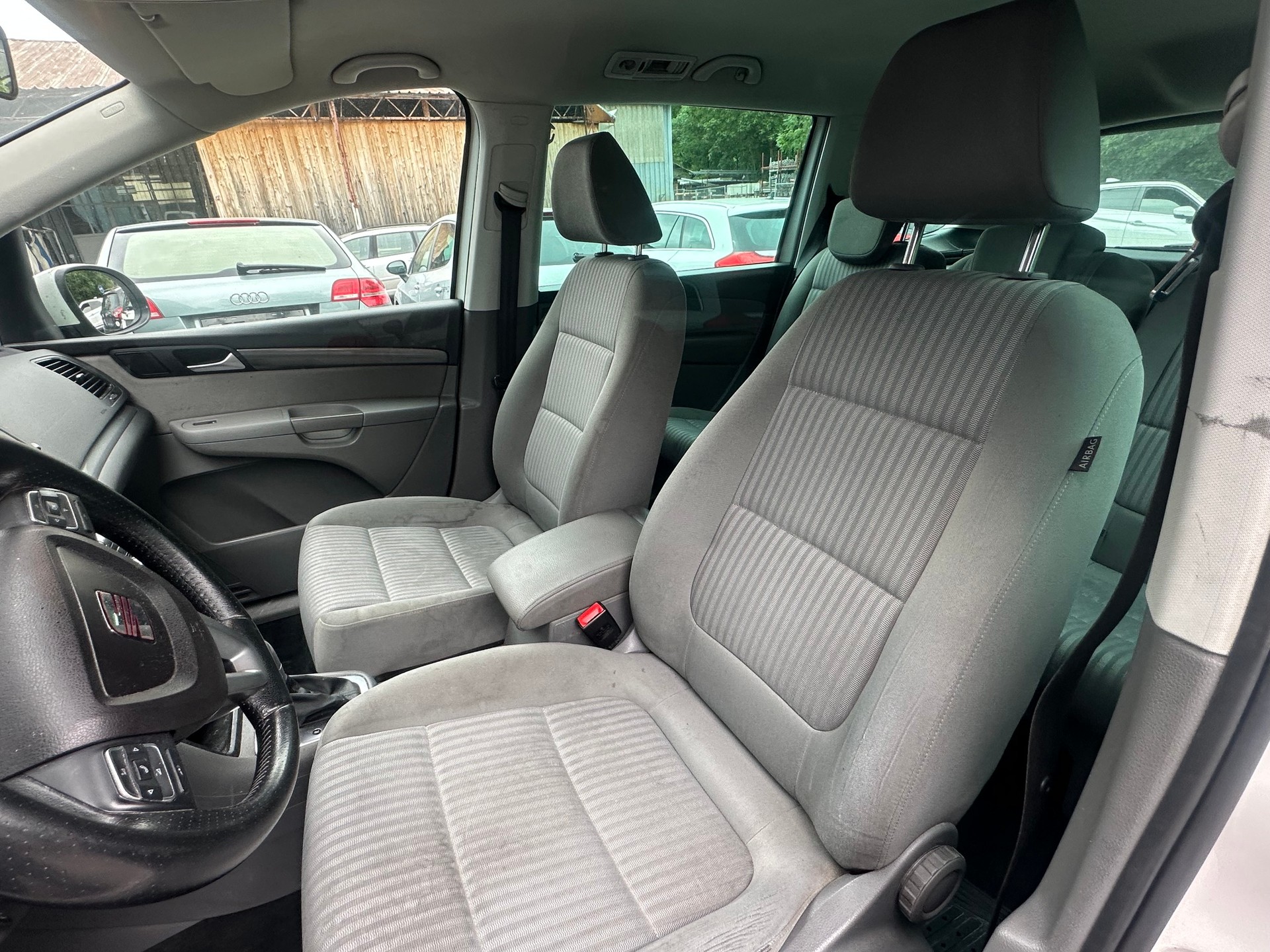 SEAT Alhambra 2.0 TDI Reference Eco DSG-image-9