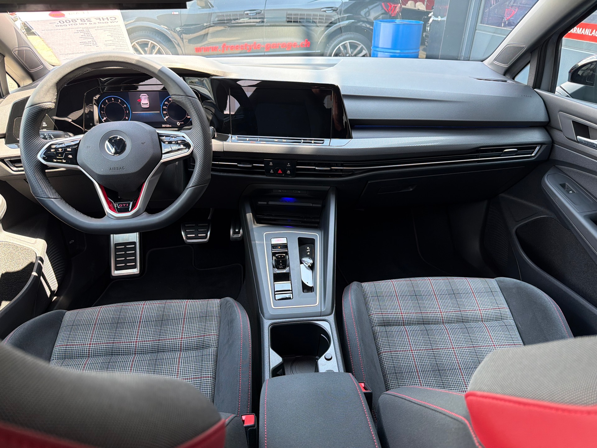 VW Golf 2.0 TSI GTI DSG-image-7