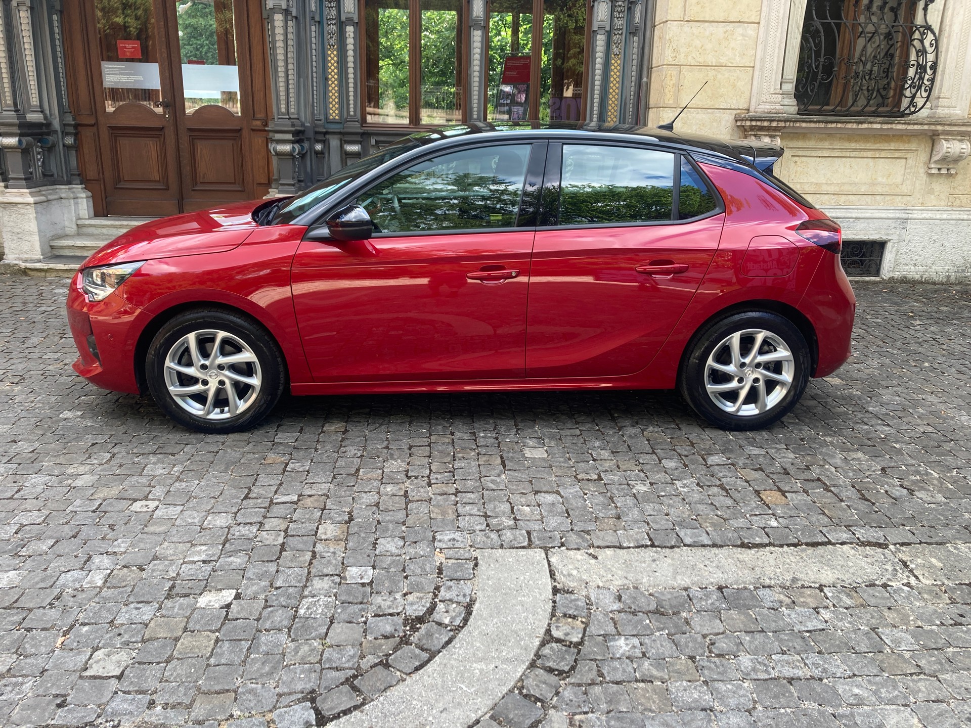 OPEL Corsa 1.2 TP GS-Line-showroom-element-2