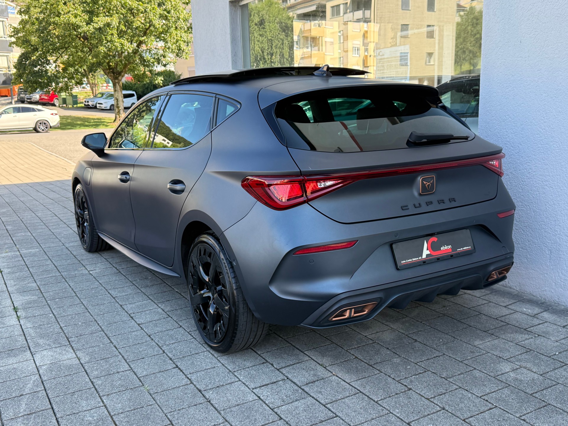 CUPRA LEON 1.4 e-HYBRID pHEV DSG-showroom-element-1