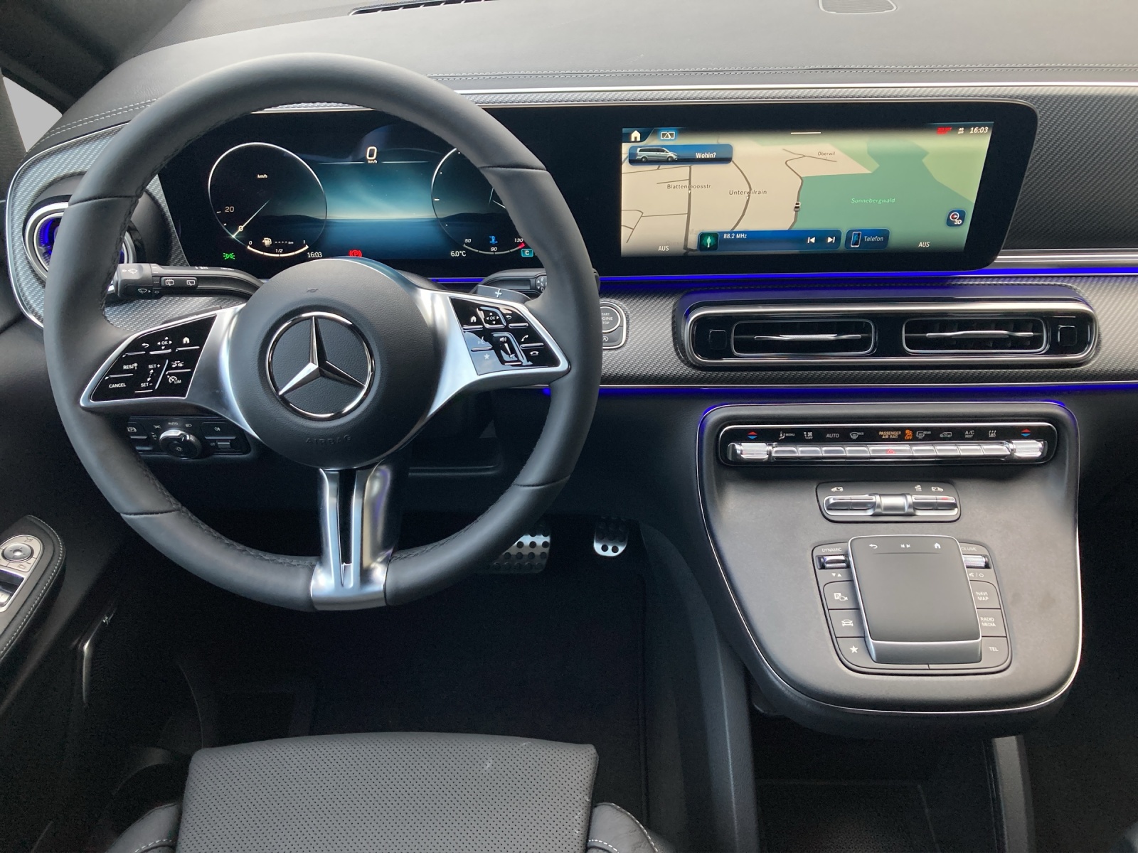 MERCEDES-BENZ V 300 d lang Avantgarde 4Matic 9G-Tronic-image-13