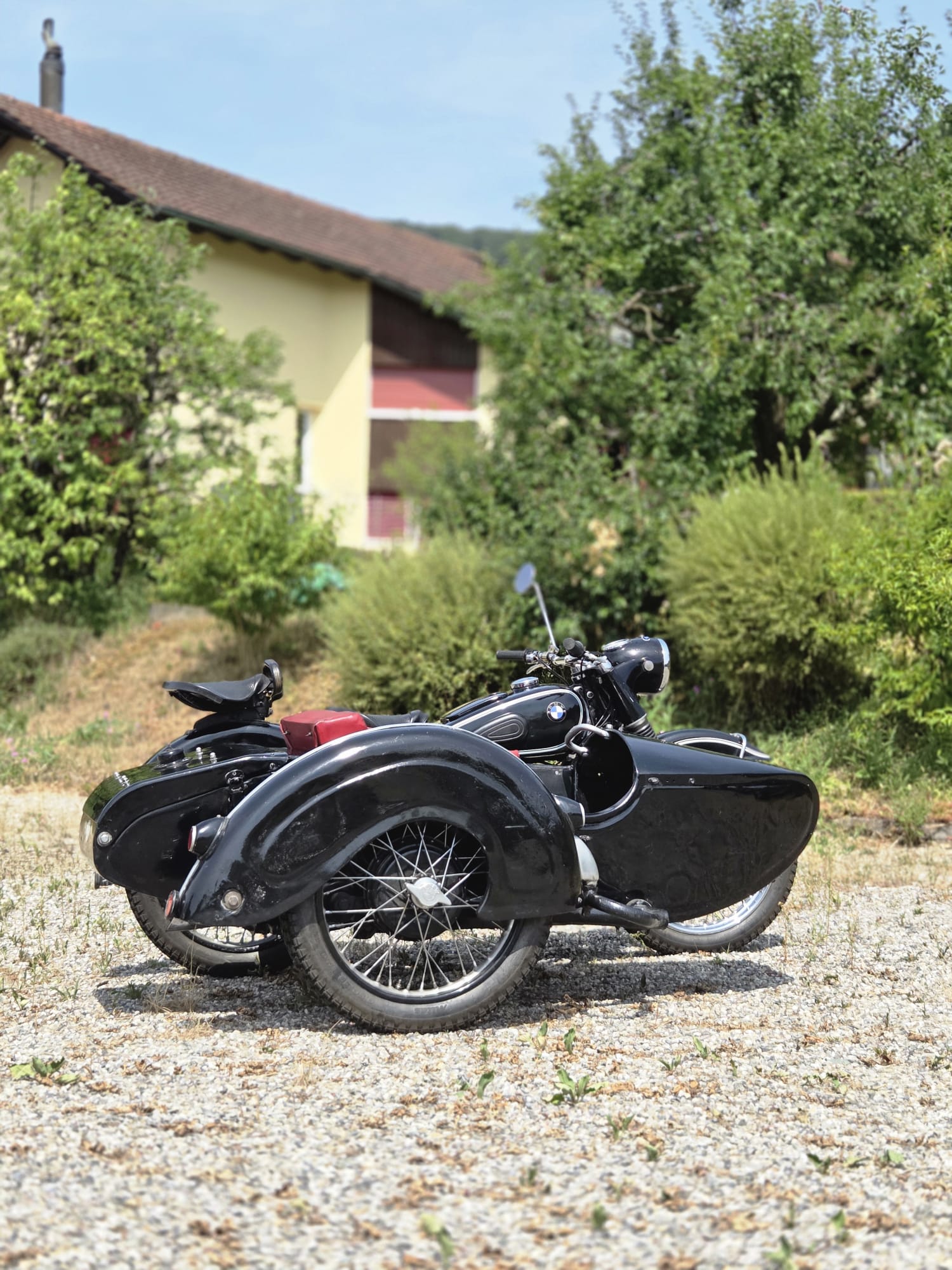 BMW /3-image-6