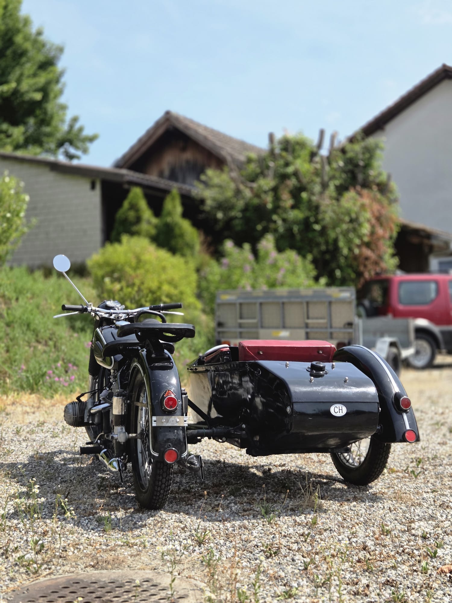 BMW /3-image-4