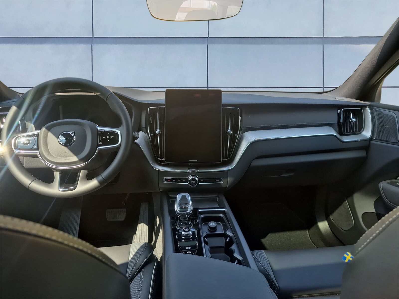 VOLVO XC60 2.0 T6 TE Black Edition eAWD-image-11