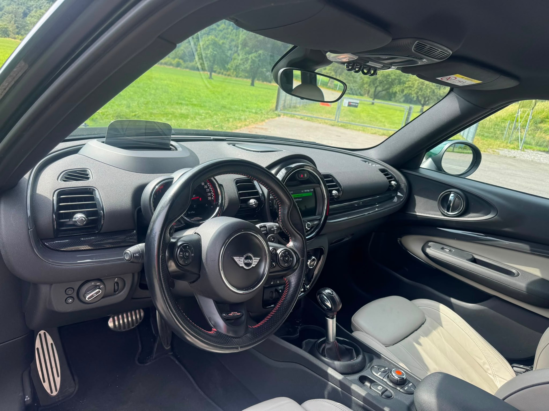 MINI Clubman Cooper John Cooper Works ALL4 Steptronic-image-15