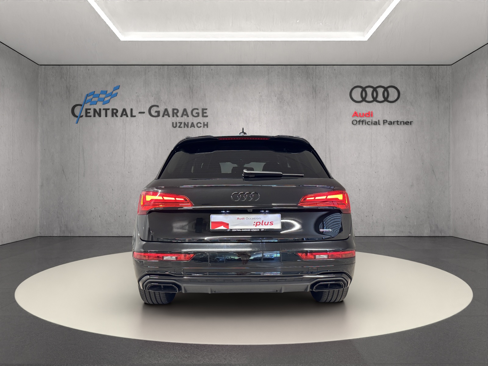 AUDI Q5 55 TFSI e PHEV S line quattro S-tronic-showroom-element-3