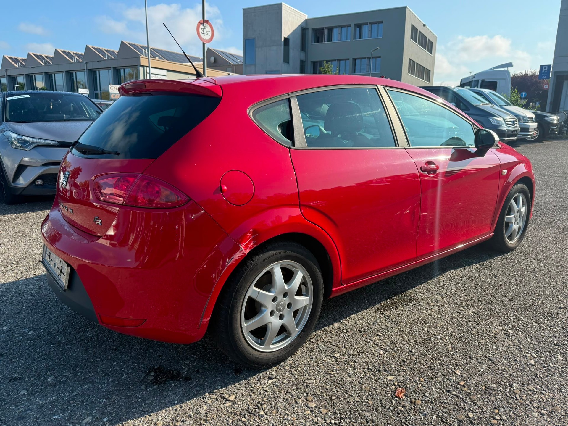 SEAT Leon 2.0 TSI FR-image-3