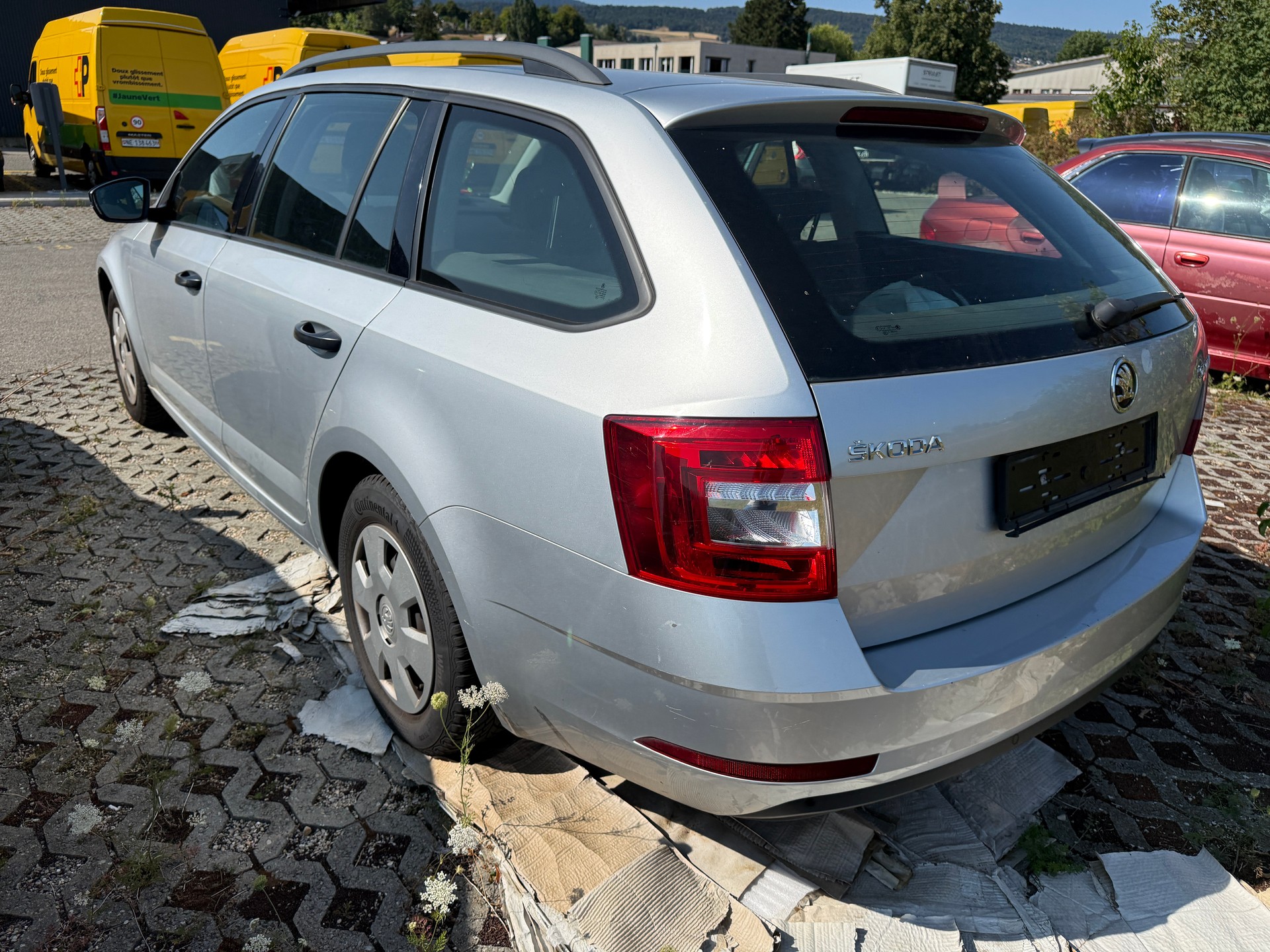 SKODA Octavia Combi 1.0 TSI Ambition-image-5