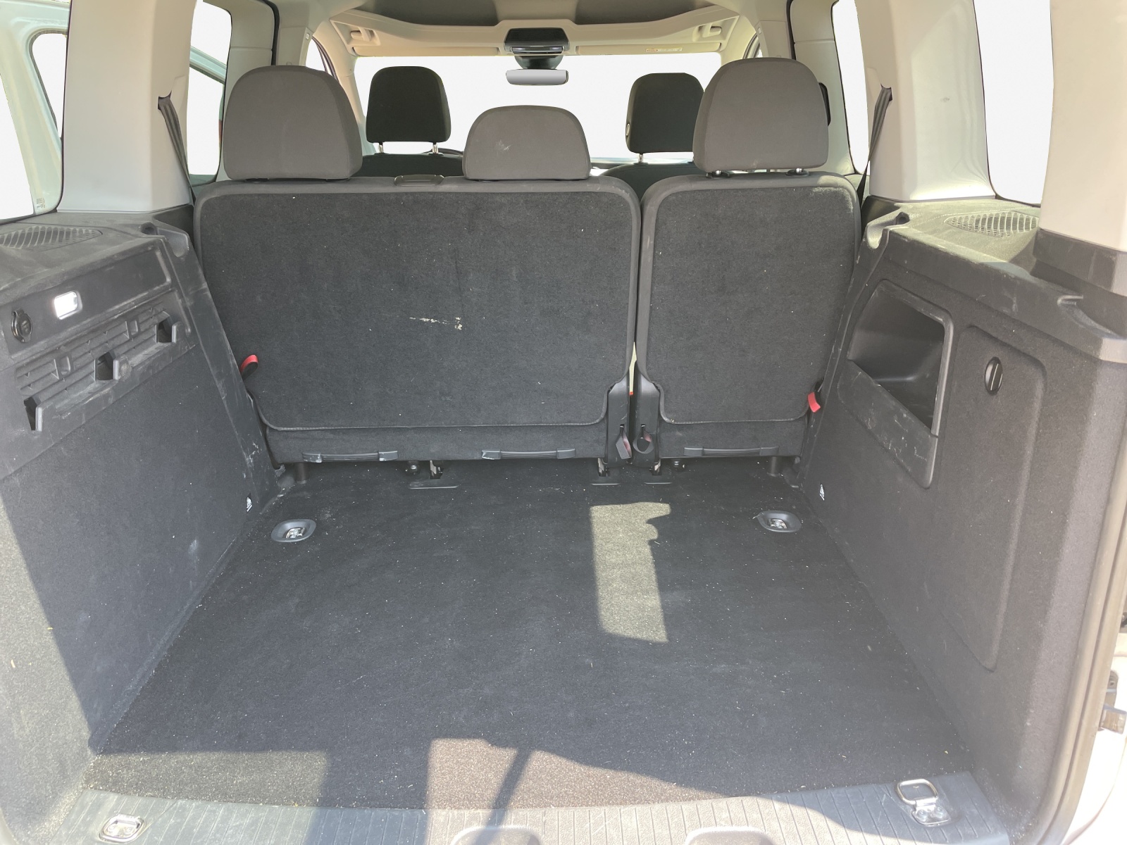 VW Caddy 1.5 TSI Liberty DSG-image-12