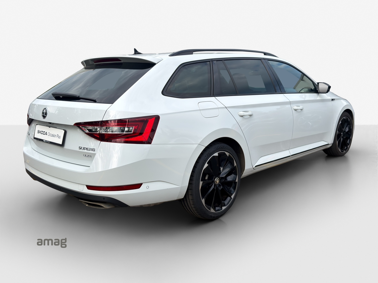 SKODA Superb Combi 2.0 TSI SportLine+ DSG 4x4-image-4