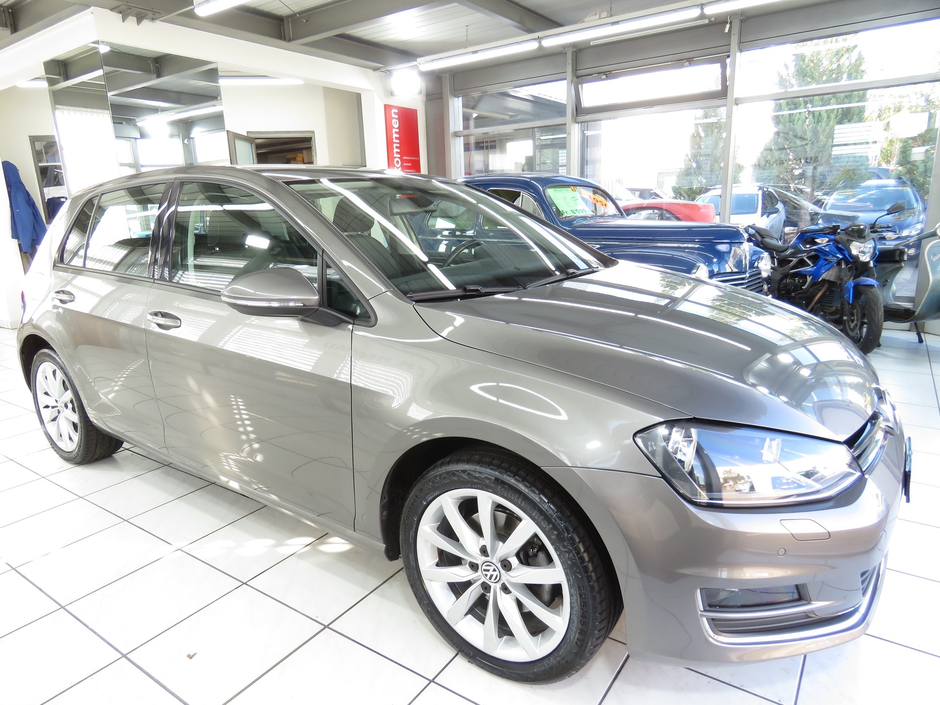 VW Golf 1.4 TSI Highline DSG (Automat)-showroom-element-2