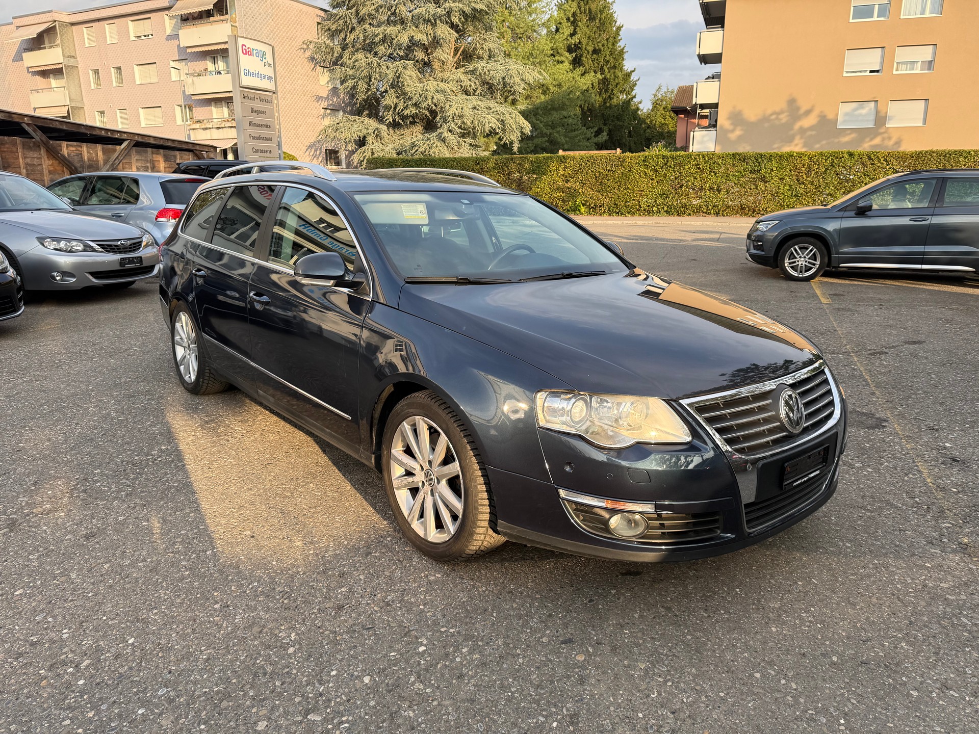 VW Passat Variant 2.0 TDI Highline-showroom-element-1