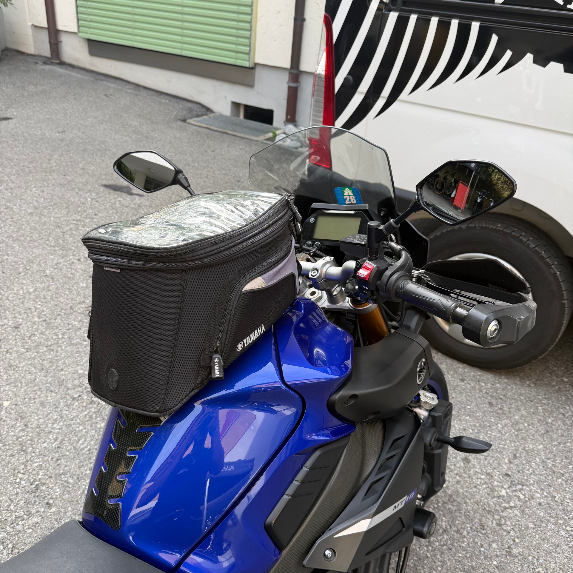 YAMAHA MT-10 ABS-image-6