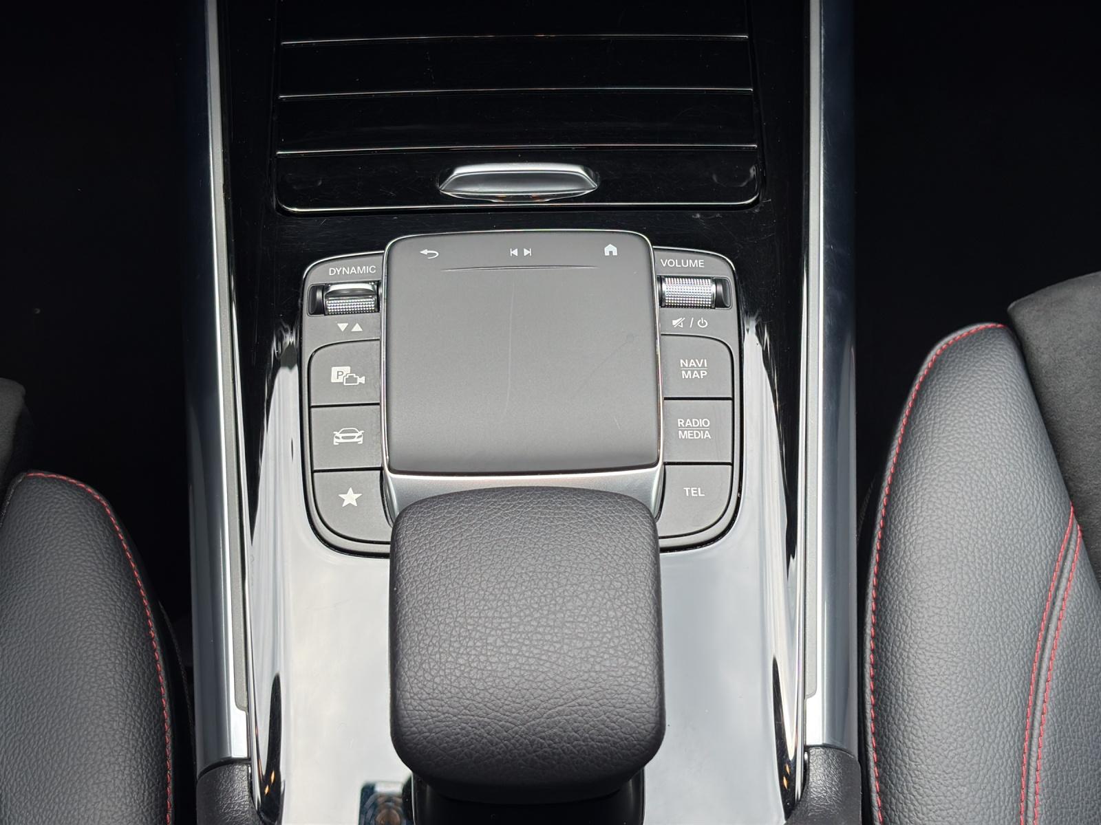 MERCEDES-BENZ B 200 d AMG Line 4matic-image-17