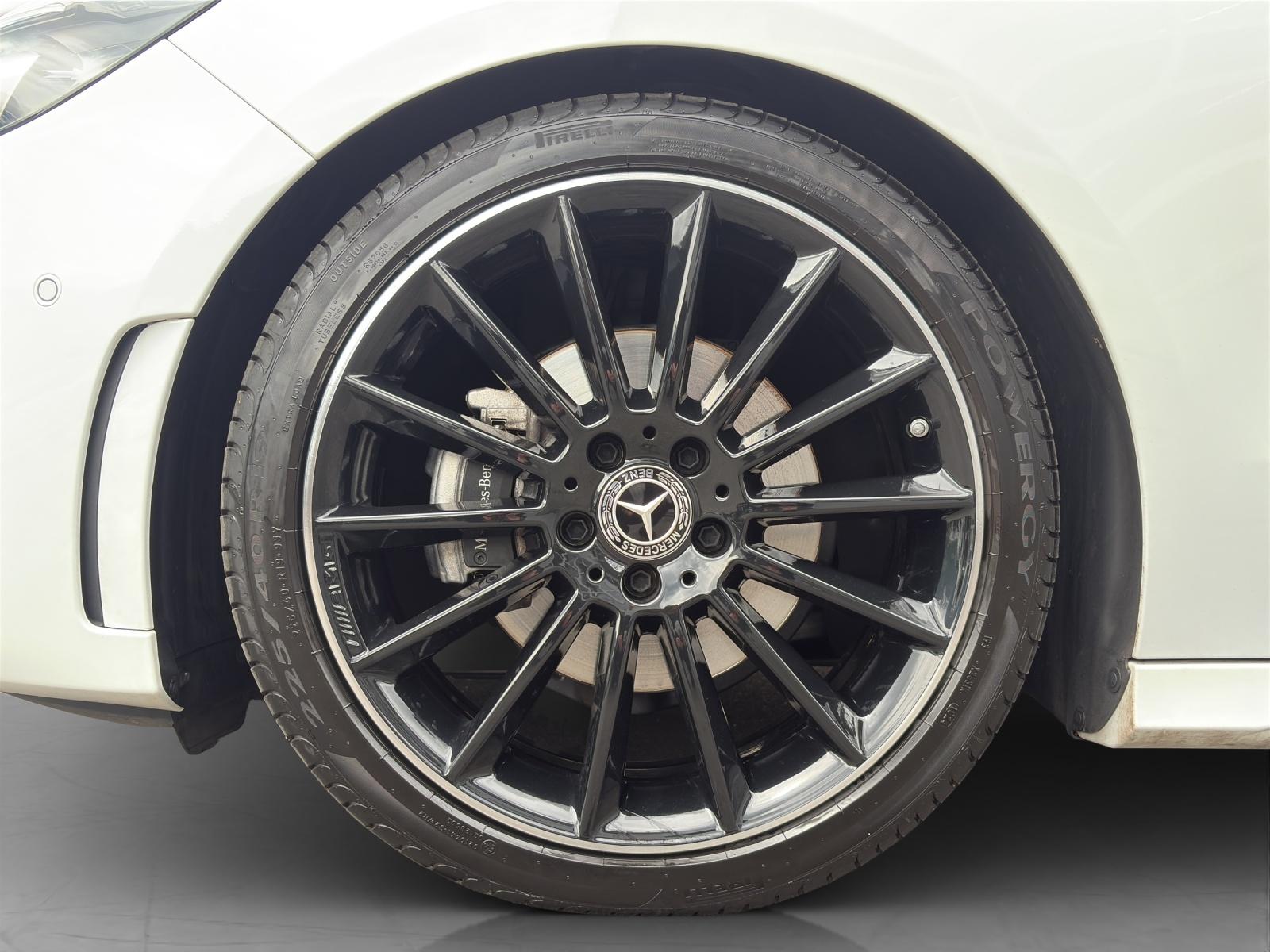 MERCEDES-BENZ B 200 d AMG Line 4matic-image-8