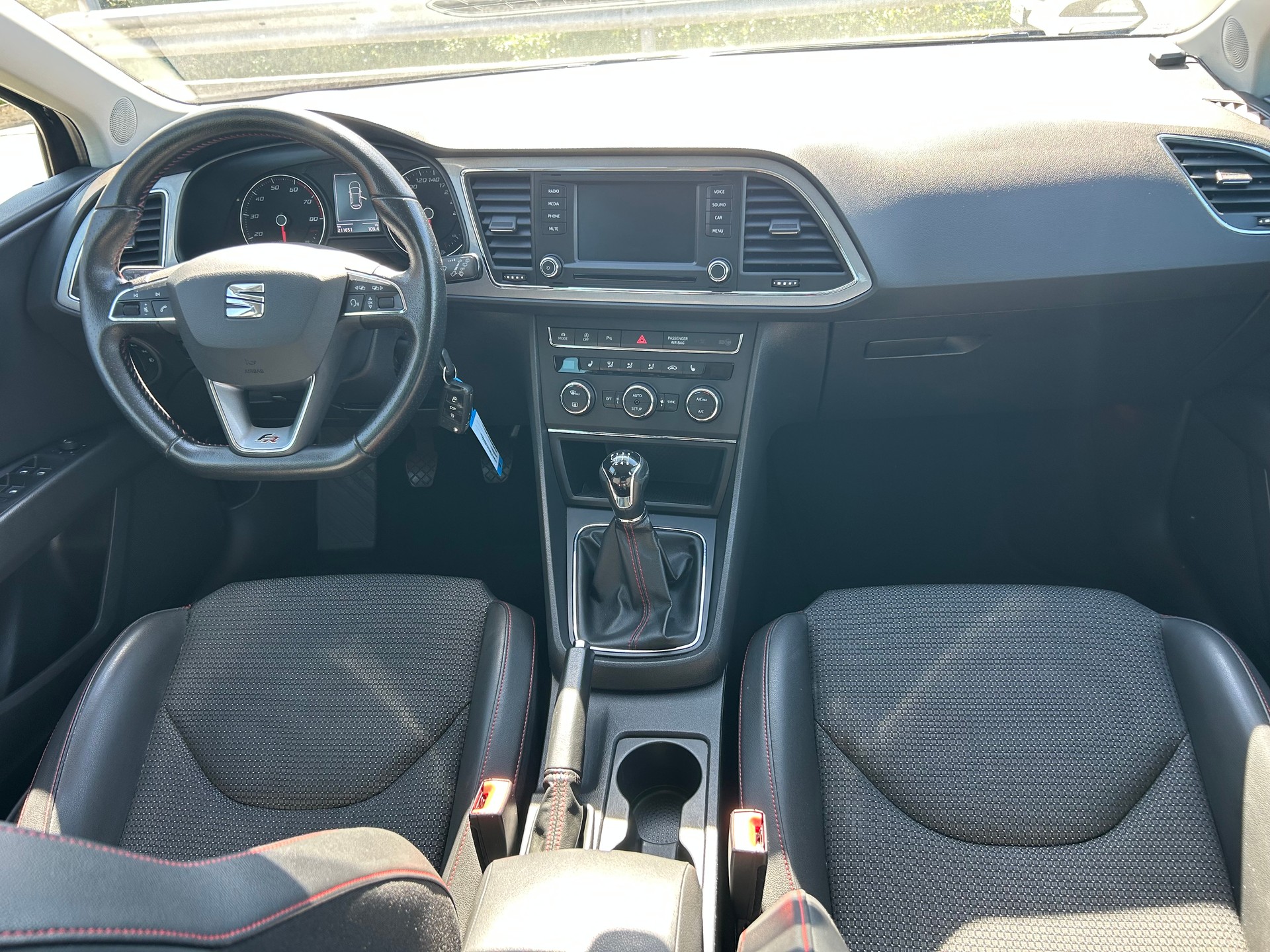 SEAT Leon ST 1.4 TSI FR-image-7
